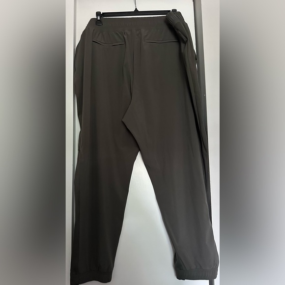 Athleta Brooklyn Jogger-Mountain Olive-Size 24 - Picture 6 of 6